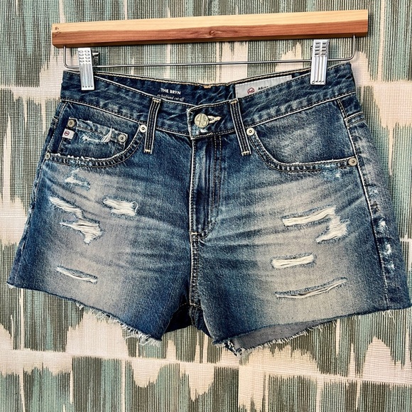 Ag Adriano Goldschmied Pants - AG - Adriano Goldschmied- Bryn Ex- Boyfriend Cut Offs- 24 R
Aged -Denim